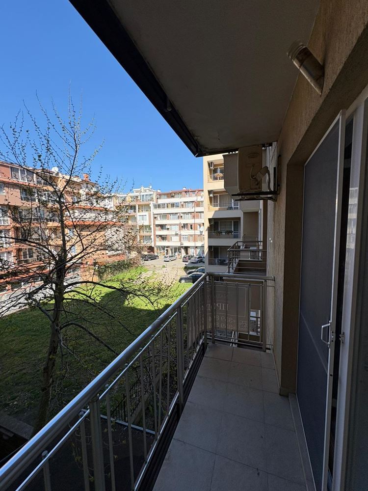 Prostorné studio v srdci Starého města Pomorie – jen pár kroků od moře