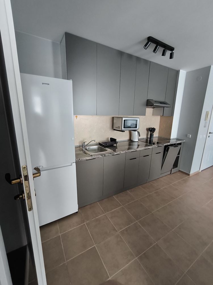 Luxusní apartmán s jednou ložnicí v první linii u moře ve Svetém Vlasu
