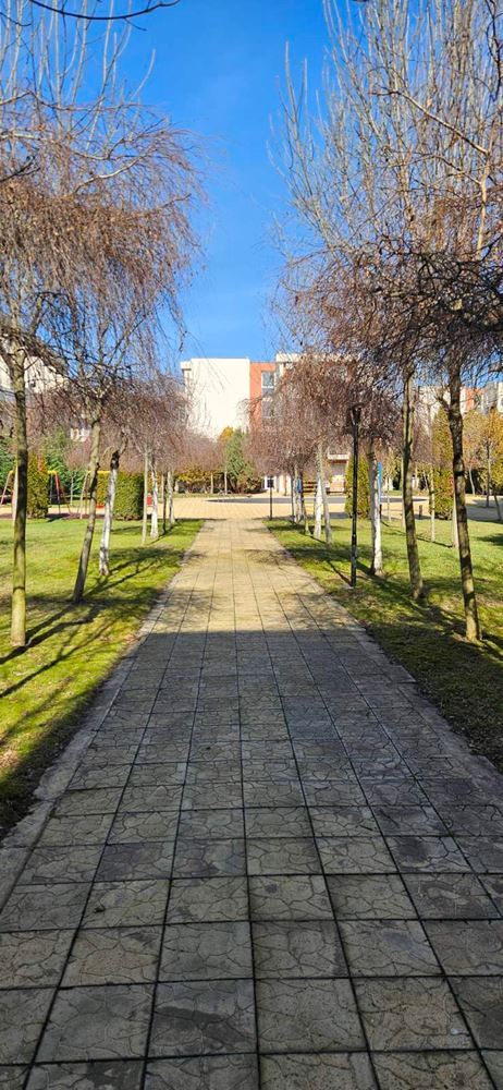 Stylové studio s terasou a vynikajícím vybavením ve Slunečném pobřeží