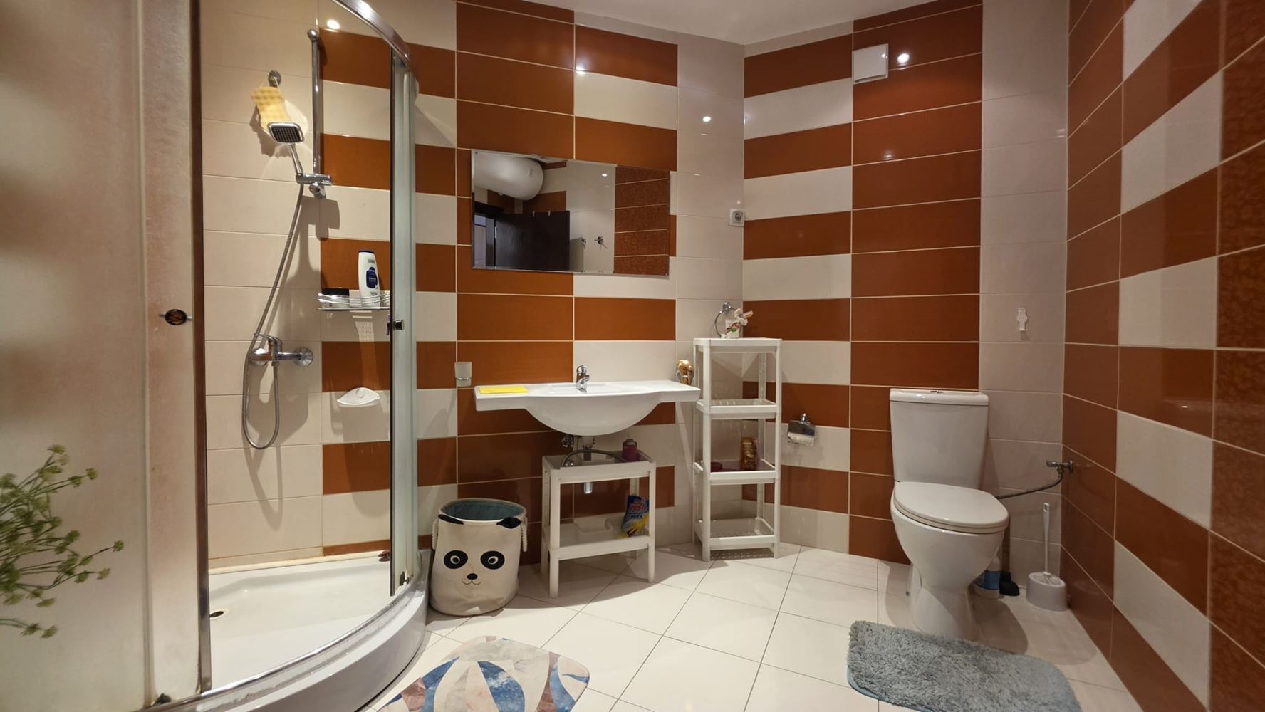 Apartmán s jednou ložnicí a výhledem na moře ve Sveti Vlas – 200 metrů od pláže