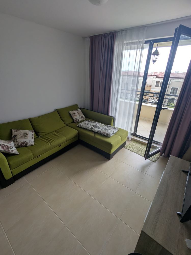 Apartmán s jednou ložnicí a částečným výhledem na moře v luxusním komplexu s vlastní infrastrukturou v Sozopolu