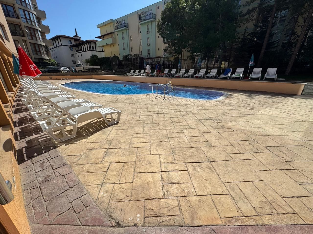 Apartmán s jednou ložnicí a výhledem na bazén – pouze 300 m od moře v Sunny Beach