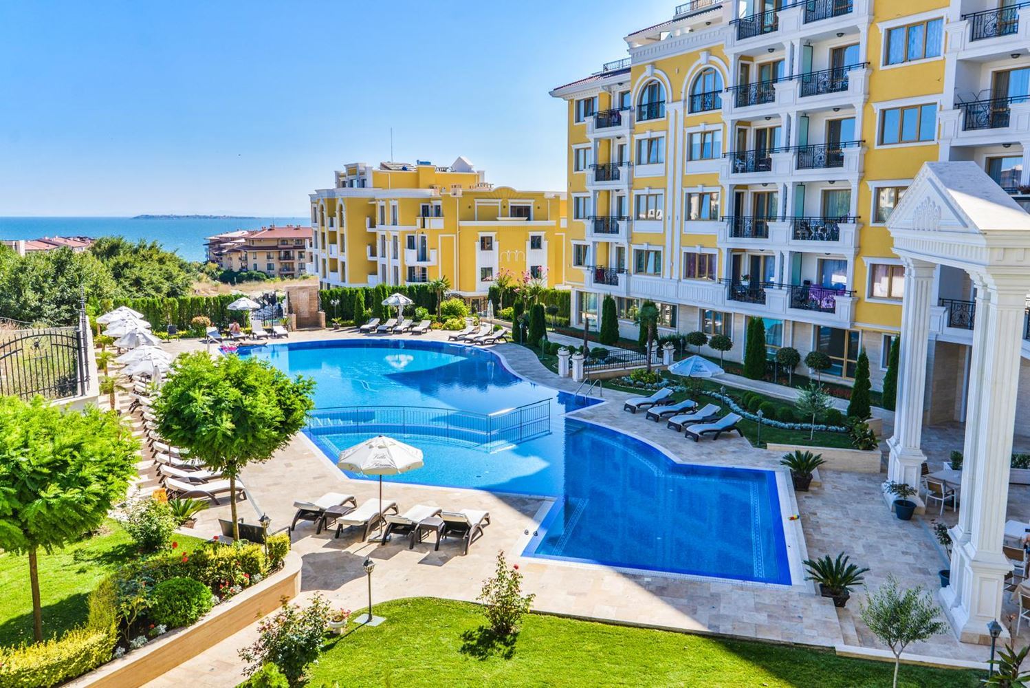 Apartmán s jednou ložnicí ve Svatém Vlasu – mořský komfort, SPA vybavení a celoroční luxus v prestižním komplexu