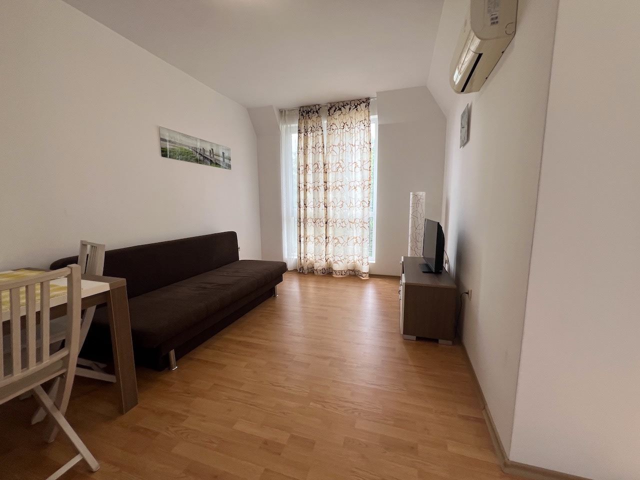 Apartmán s jednou ložnicí v Slunečném pobřeží – připravený k užívání a pronájmu