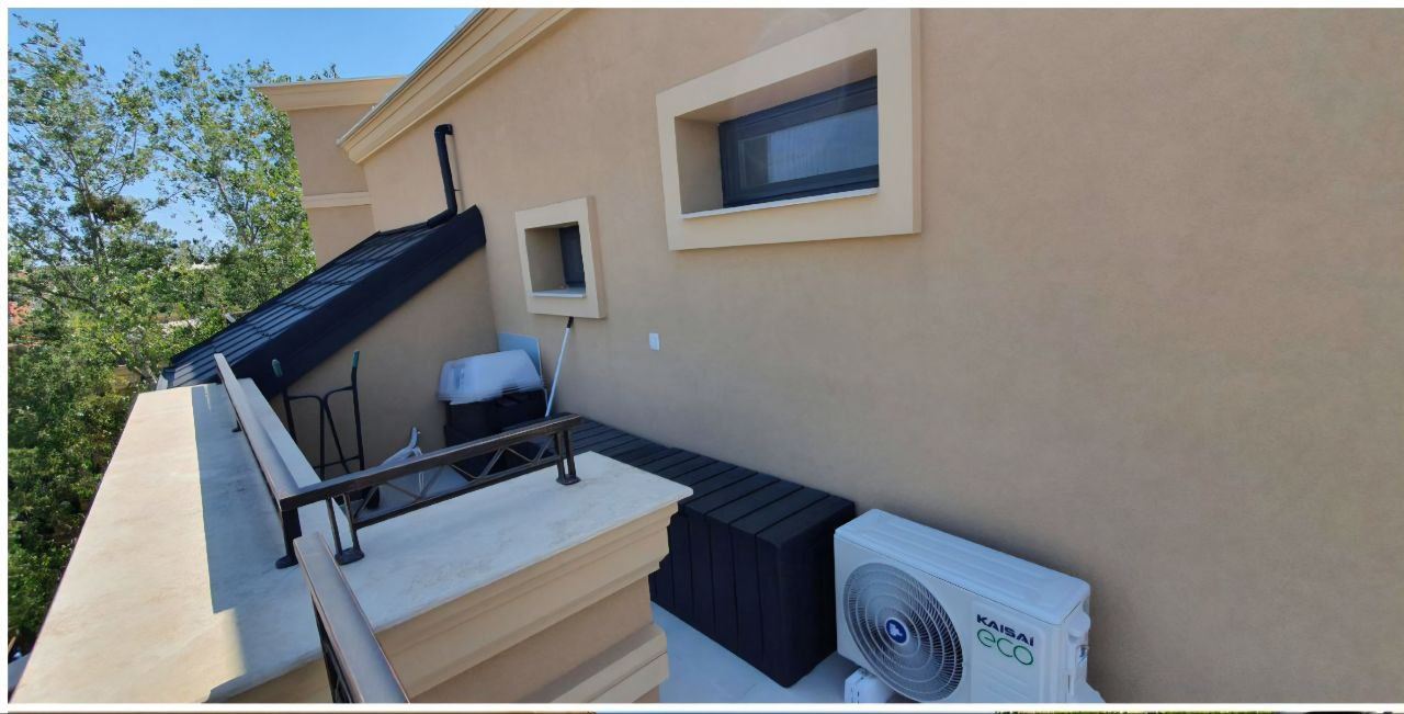 Apartmán se dvěma ložnicemi a velkou panoramatickou terasou ve stylovém komplexu v Sunny Beach
