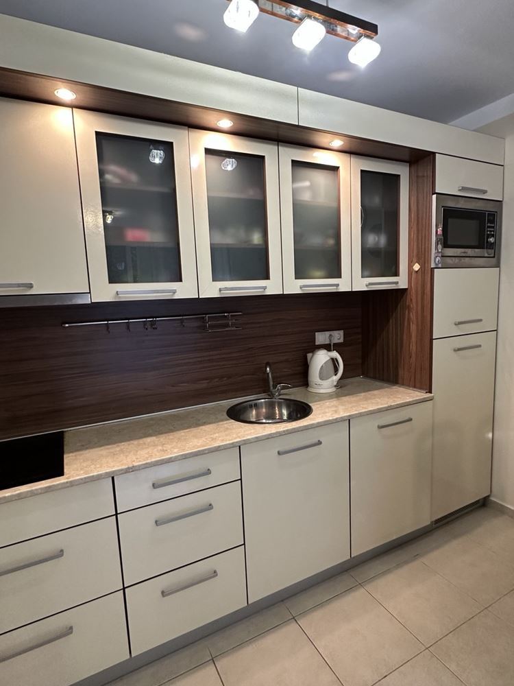 Apartmán s jednou ložnicí s nádherným výhledem v Pomorie – útulný domov u pobřeží