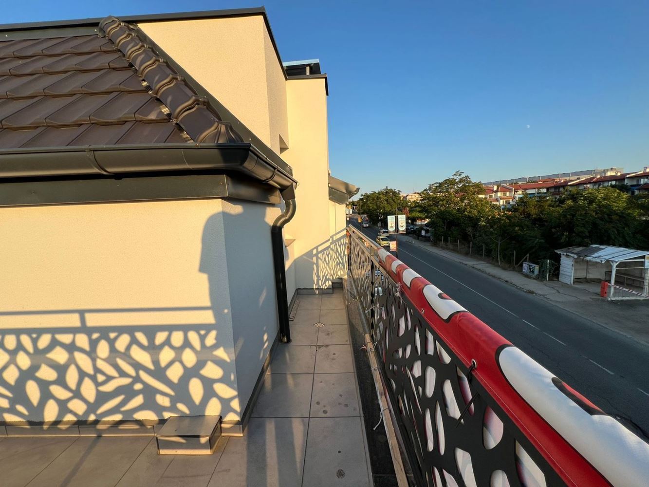 Byt se dvěma ložnicemi s panoramatickým výhledem na moře – jen pár metrů od pláže v Sozopolu
