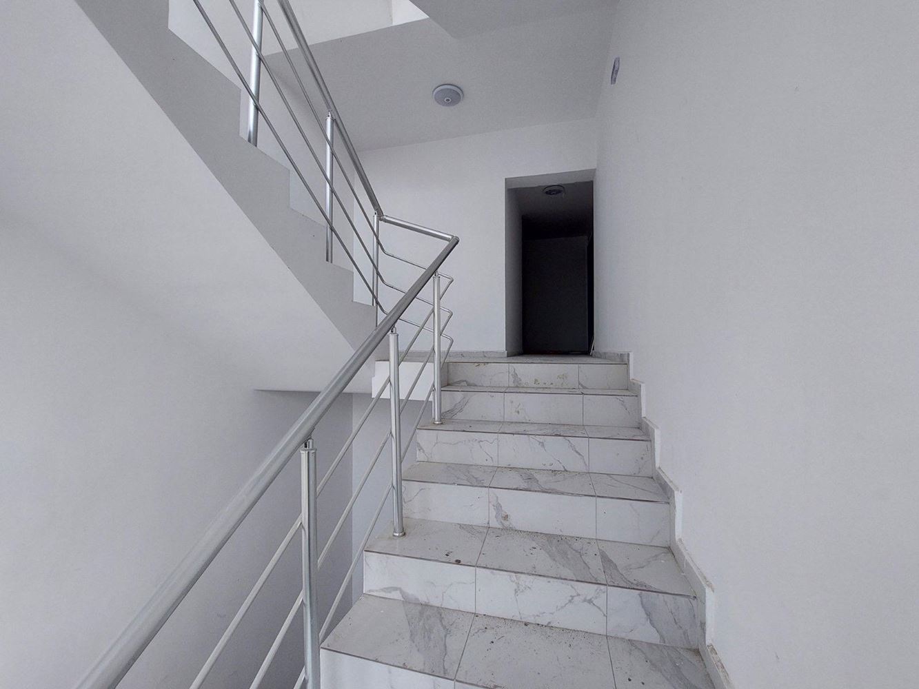 Garsoniéra v nové části Pomorie – skvělá příležitost v budově bez poplatku za údržbu