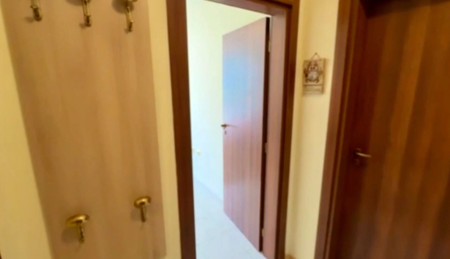 Prostorný apartmán se dvěma ložnicemi v první linii u moře v Ravdě – prostorný domov u moře s jedinečným výhledem