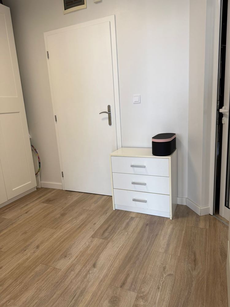 Dvoupokojový apartmán 100 m od moře ve Sveti Vlas – vysoká kvalita života, klid a vynikající lokalita