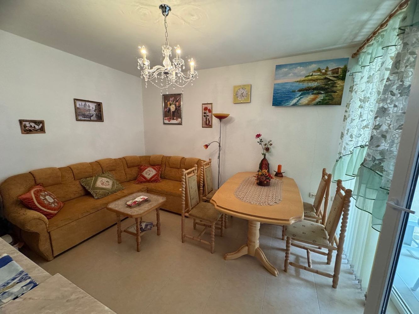 2pokojový apartmán 200 m od moře v Pomorie – komfort, lokalita a funkčnost