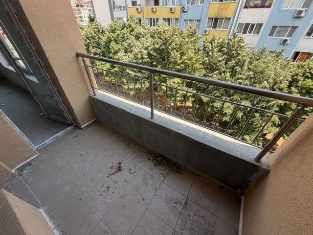 Nový byt s jednou ložnicí s prostornou plochou a vynikající polohou v čtvrti Meden Rudnik, zóna V, Burgas