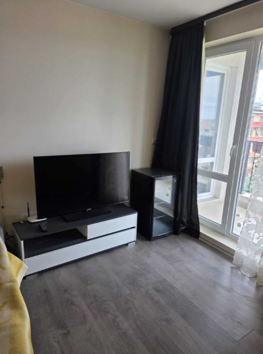 Prostorný apartmán se dvěma ložnicemi a výhledem na moře v Ravdě