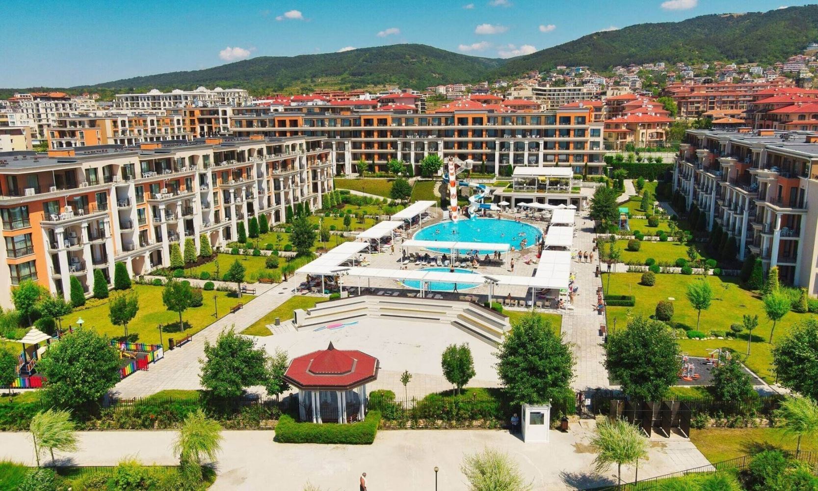 Studio v první linii u moře s výhledem na moře v luxusním komplexu – plně zařízené a připravené k užívání