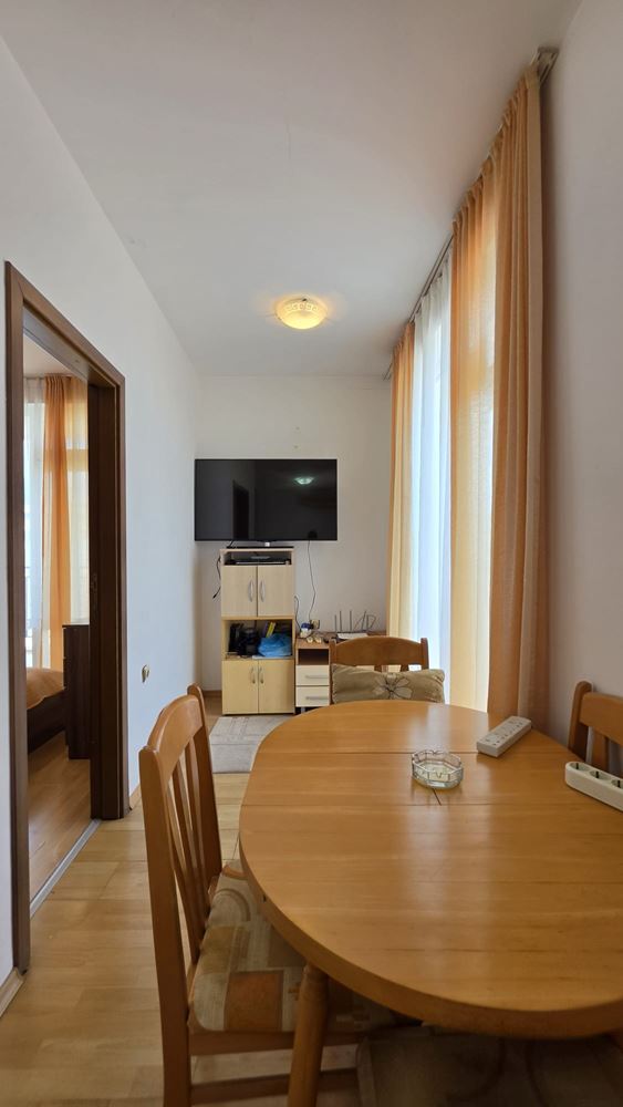 Apartmán s jednou ložnicí v Slunečném pobřeží s výbornou infrastrukturou a profesionální správou