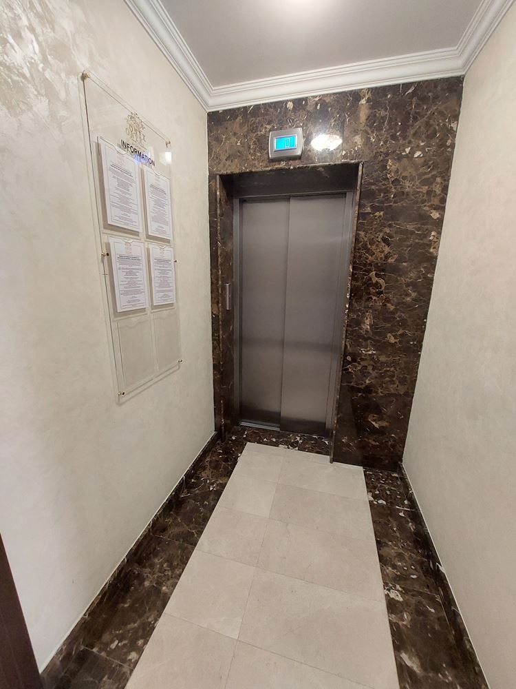 Elegantní studio v první linii u moře v prestižním komplexu ve Sveti Vlas – komfort, styl a výhled na moře