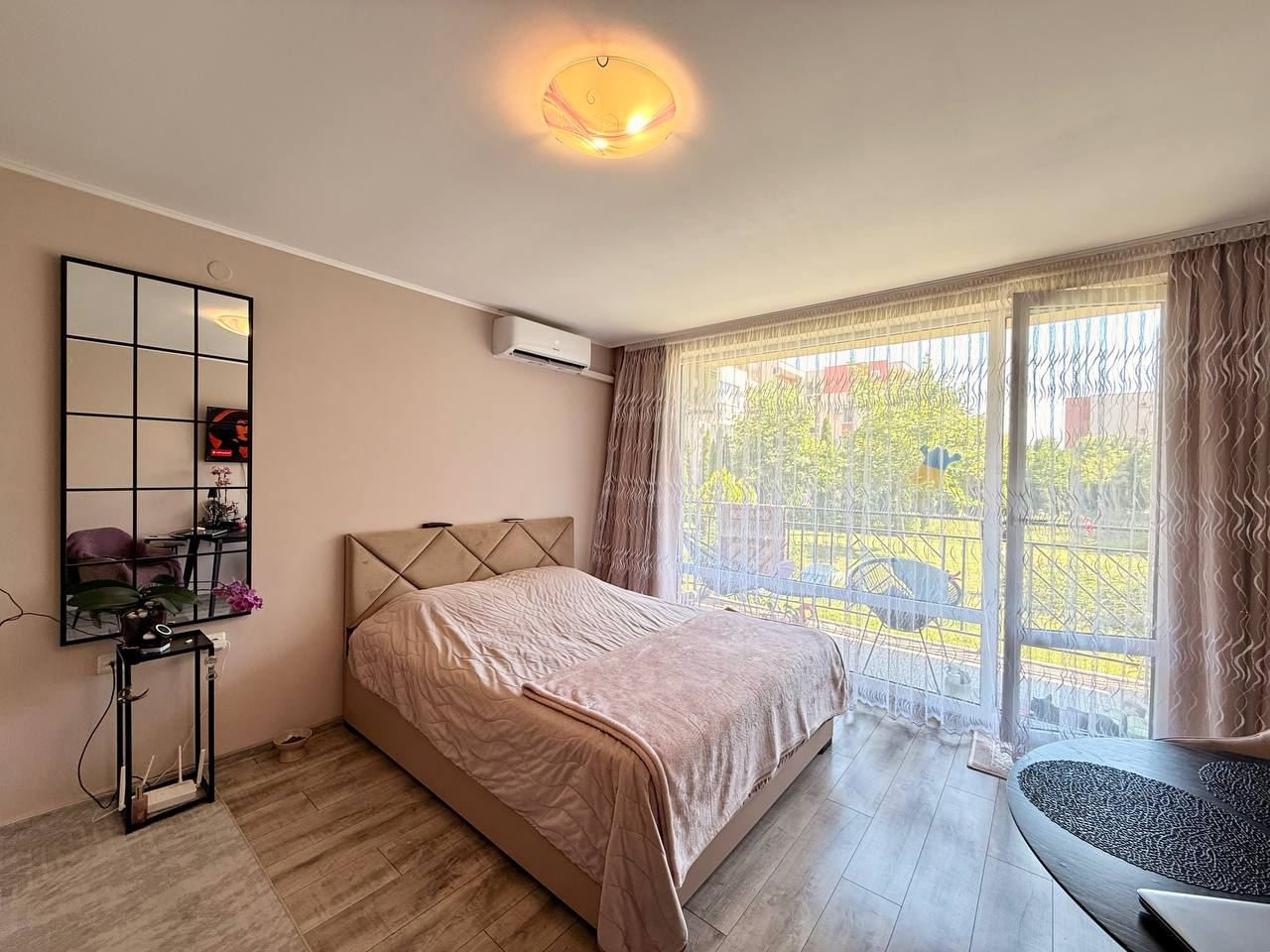 Útulné studio v moderním komplexu s luxusním vybavením a výbornou lokalitou