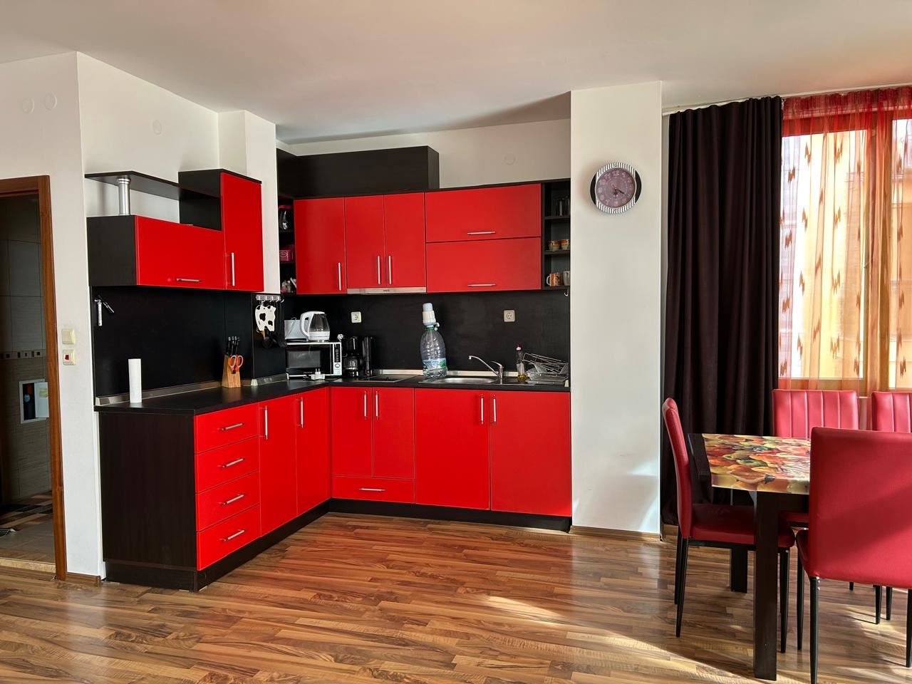 Prostorný apartmán se dvěma ložnicemi a panoramatickým výhledem na moře v Sveti Vlas