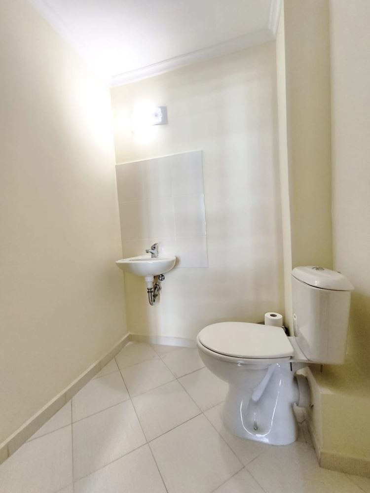 Luxusní apartmán s jednou ložnicí v první linii u moře v Pomorie – komfort a přímořská atmosféra