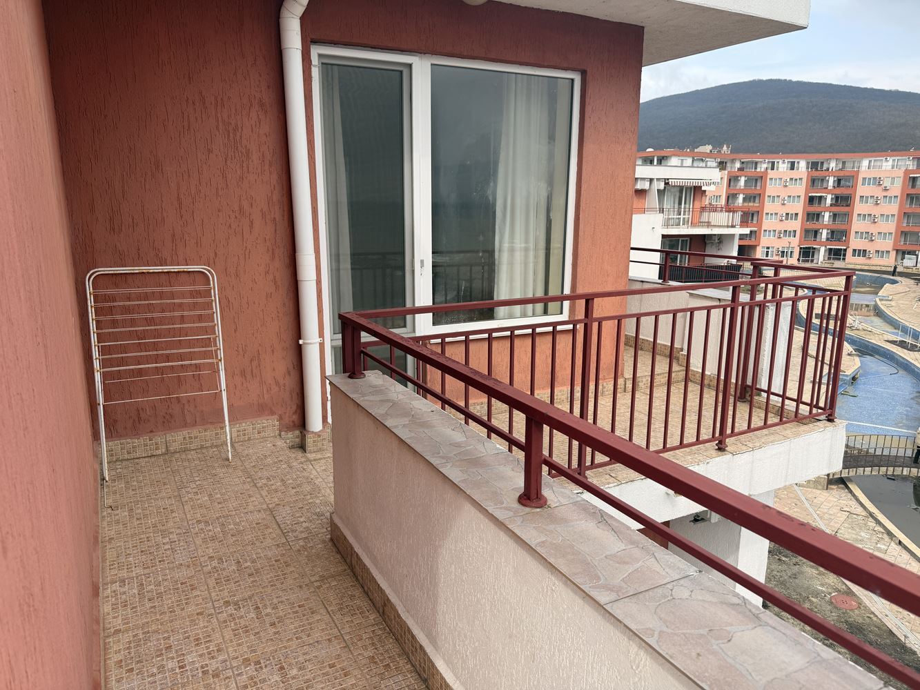 Dvoupokojový apartmán v první linii s přímým výhledem na moře – Slunečné pobřeží