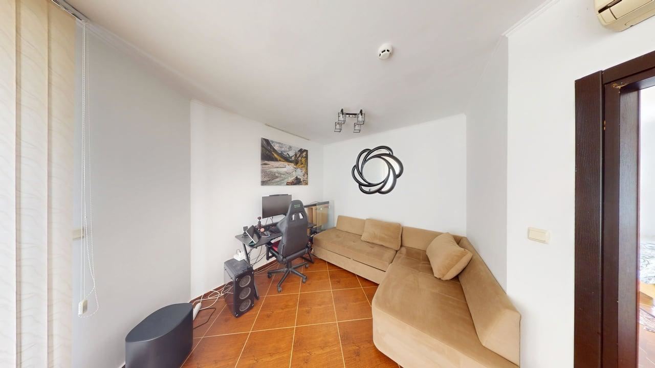 Apartmán s jednou ložnicí a panoramatickým výhledem na moře a hory v komplexu s bazény a wellness centrem SPA