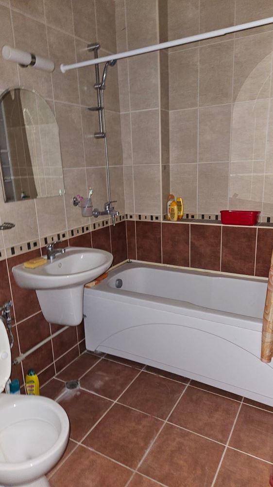 Prostorný apartmán s jednou ložnicí v moderním komplexu v srdci Slunečného pobřeží – skvělá investice a připraven k nastěhování