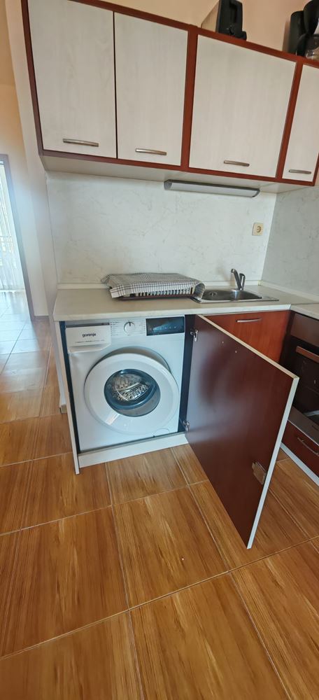 Panoramatický výhled na moře a bazény – prostorný apartmán se dvěma ložnicemi ve Sveti Vlas