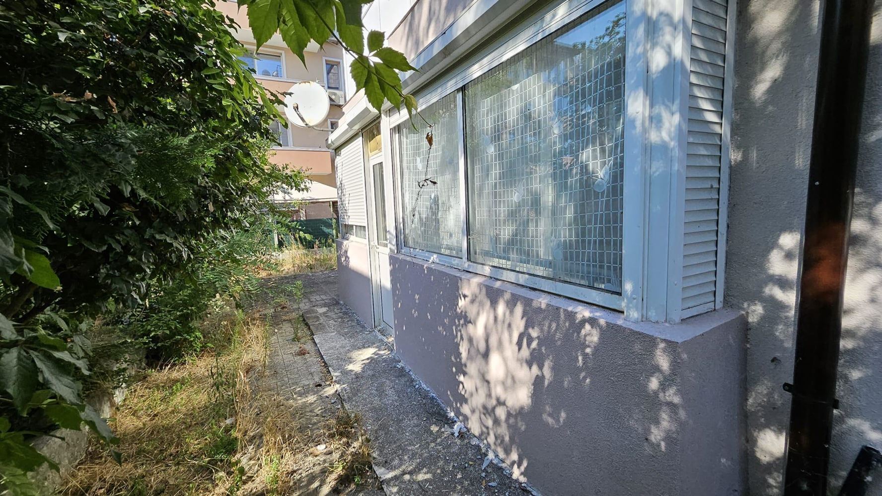 Prostorný byt s jednou ložnicí v Nesebaru, čtvrť Černo More – bez poplatku za údržbu a s Aktem 16