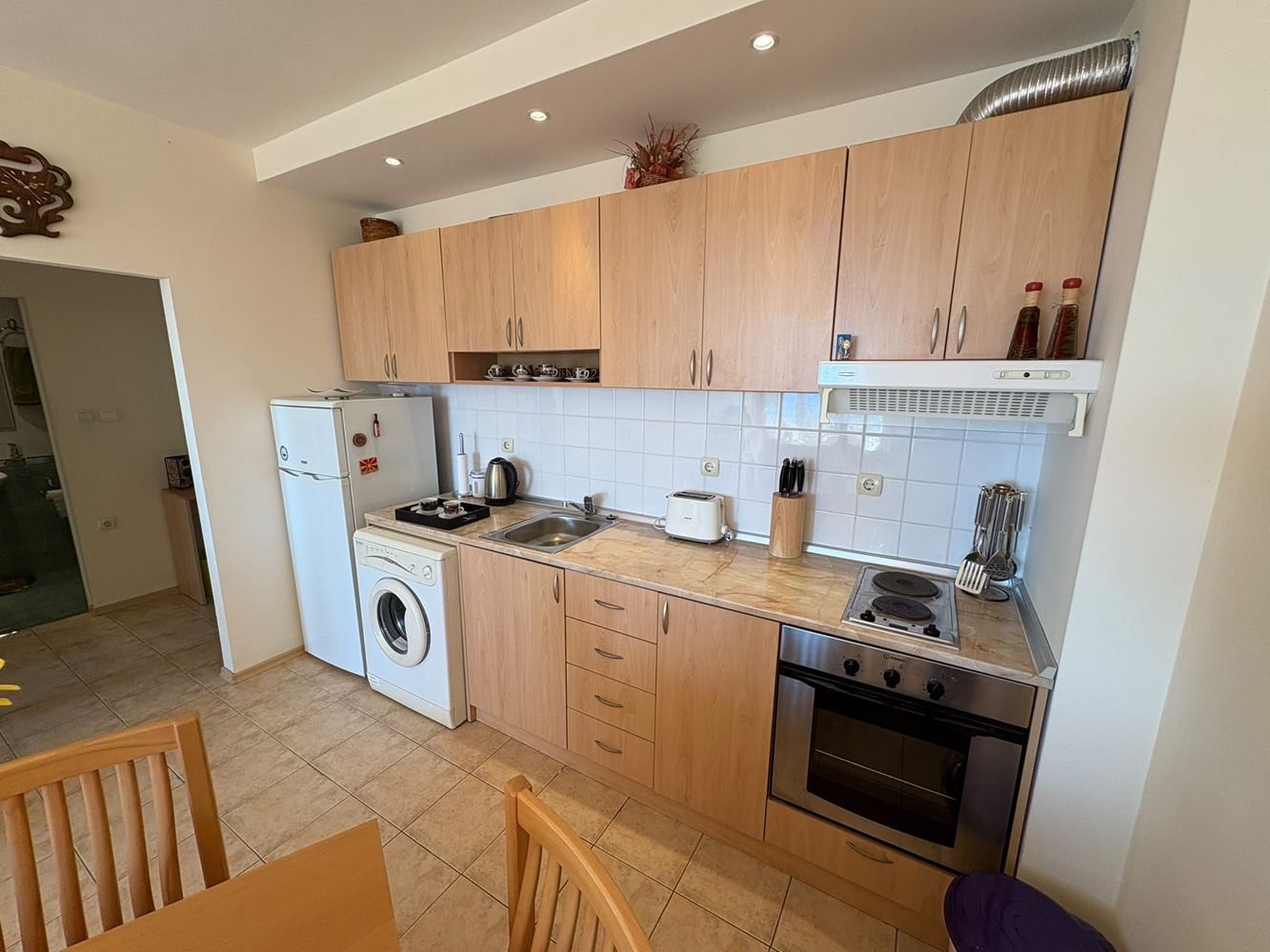 První linie v Sveti Vlas – prostorný apartmán s jednou ložnicí a výhledem na moře