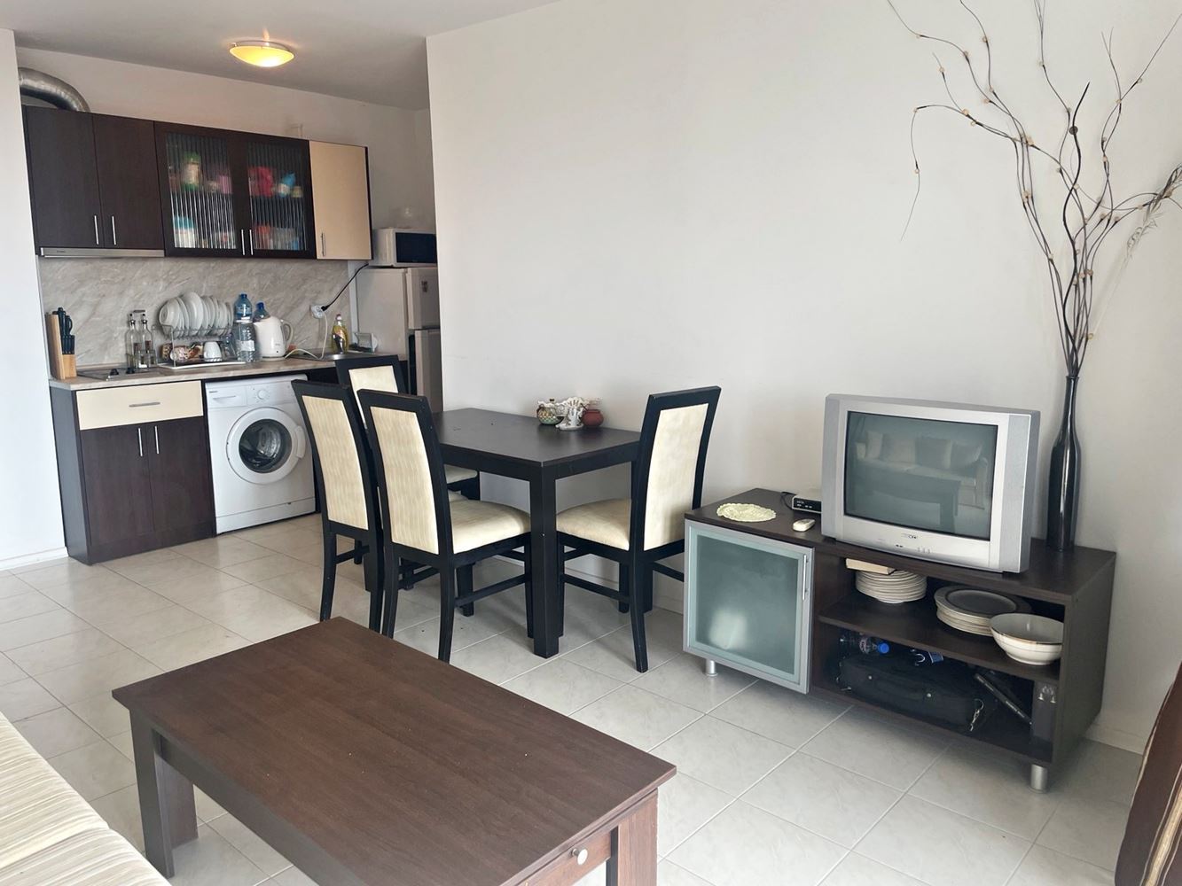 Apartmán s jednou ložnicí a panoramatickým výhledem na moře v Svatém Vlasu – styl, komfort a skvělá investice