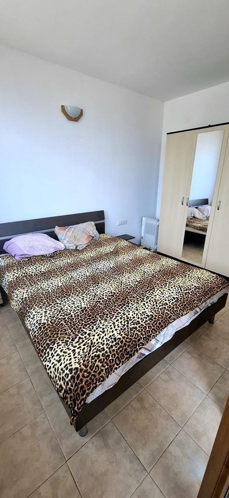 3+kk byt na první linii s frontálním výhledem na moře v Pomorí. S podzemním parkovacím místem!