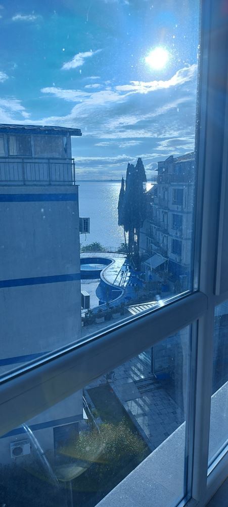 Pomorie – Apartmán se dvěma ložnicemi a výhledem na moře v komplexu s bazénem a parkováním