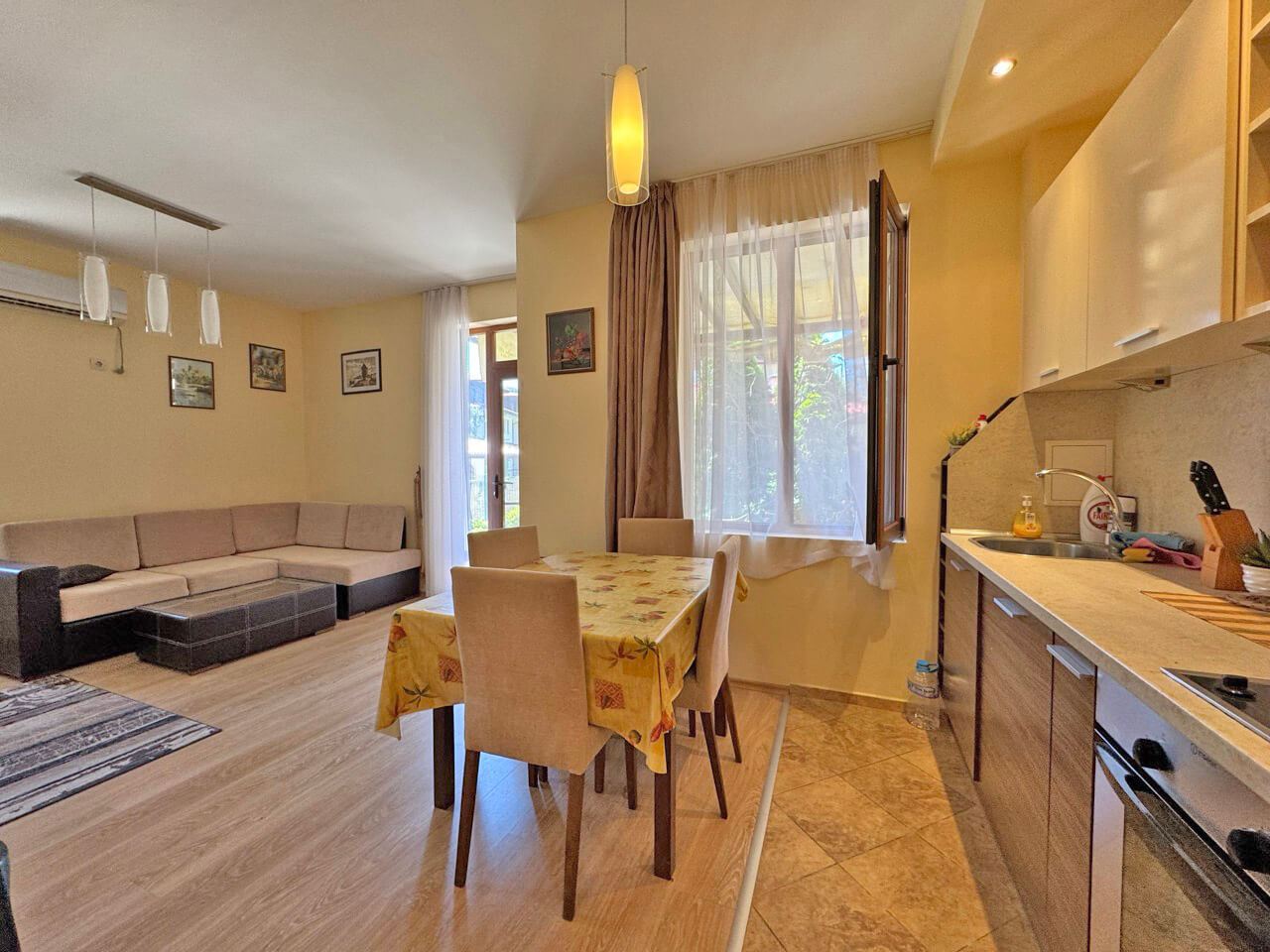 Apartmán s jednou ložnicí v první linii v prémiovém komplexu ve Sveti Vlas