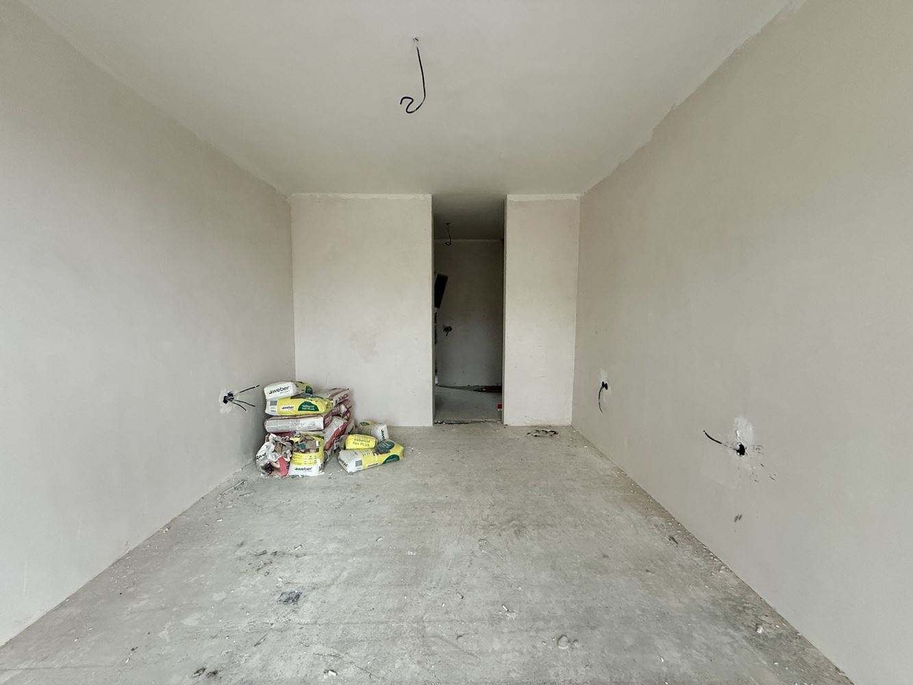 Prostorné studio s výhledem na moře v Sveti Vlas – připravené k dokončení podle vašich představ