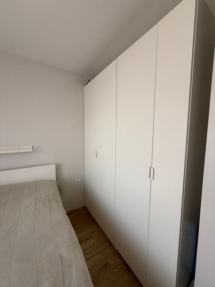 Dvoupokojový apartmán 100 m od moře ve Sveti Vlas – vysoká kvalita života, klid a vynikající lokalita