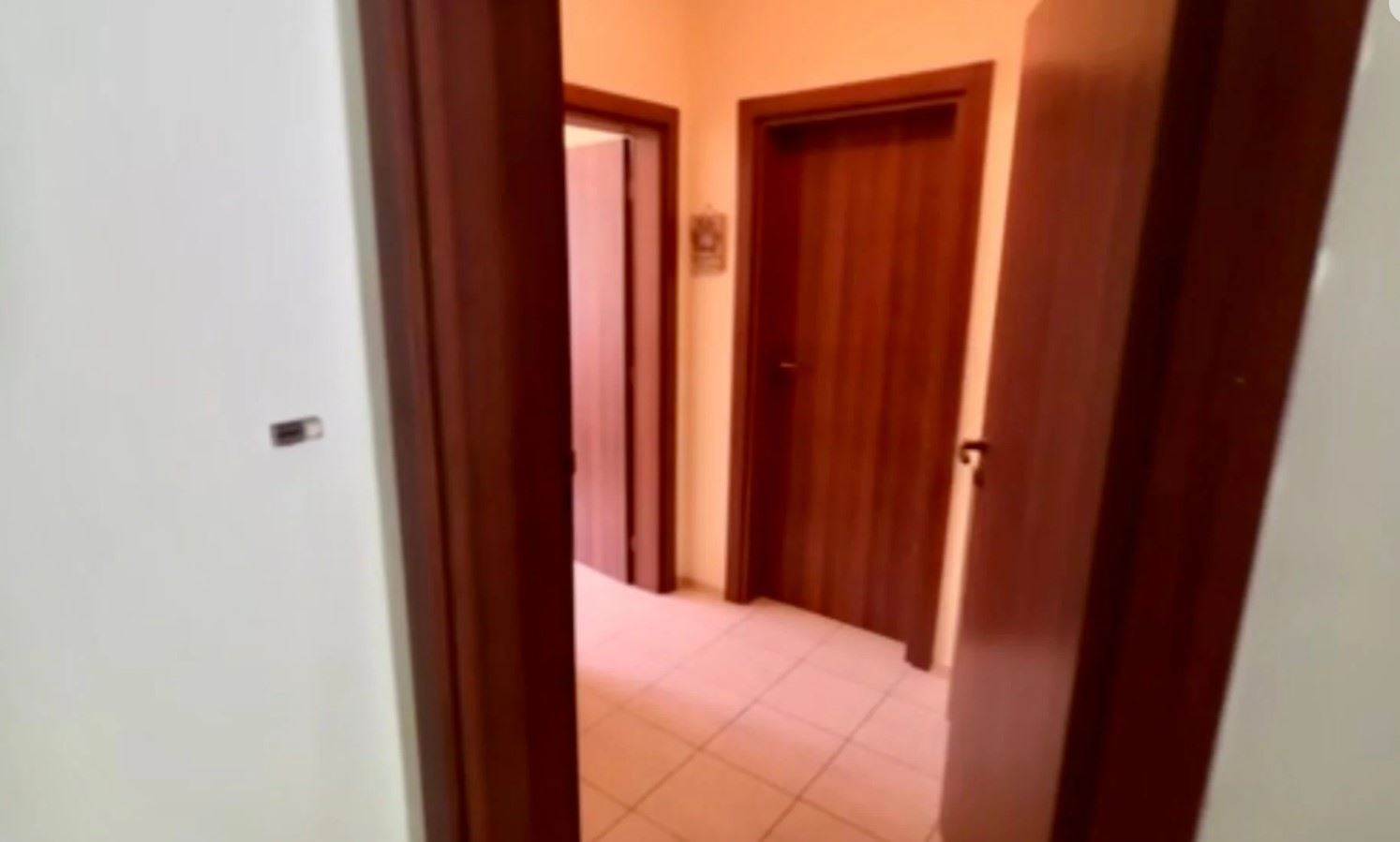 Prostorný apartmán se dvěma ložnicemi v první linii u moře v Ravdě – prostorný domov u moře s jedinečným výhledem