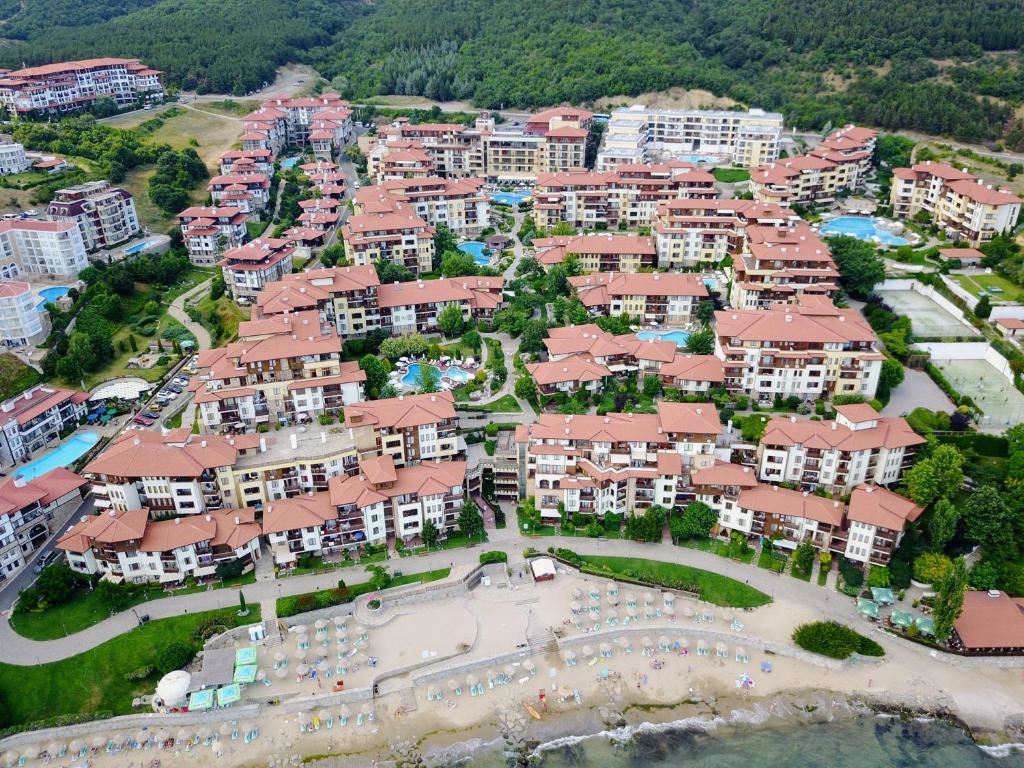 Nemovitost v první linii u moře – útulný apartmán s jednou ložnicí ve Svatém Vlasu