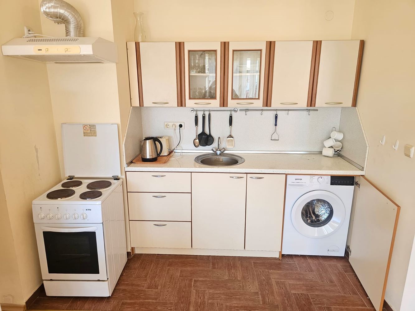 Dvoupokojový apartmán s výhledem na moře v prvotřídním přímořském komplexu – letovisko Elenite