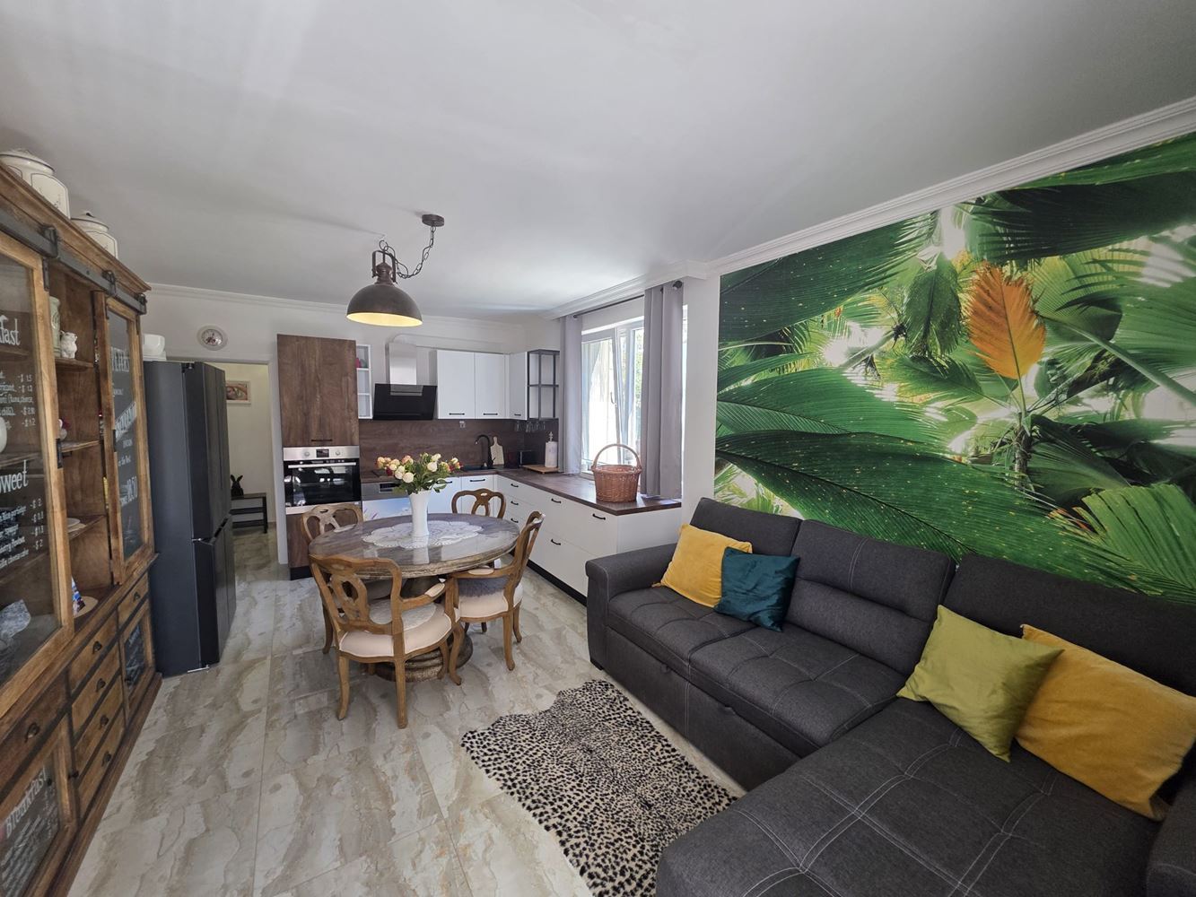 Luxusní třípokojový byt v udržovaném komplexu v Sunny Beach