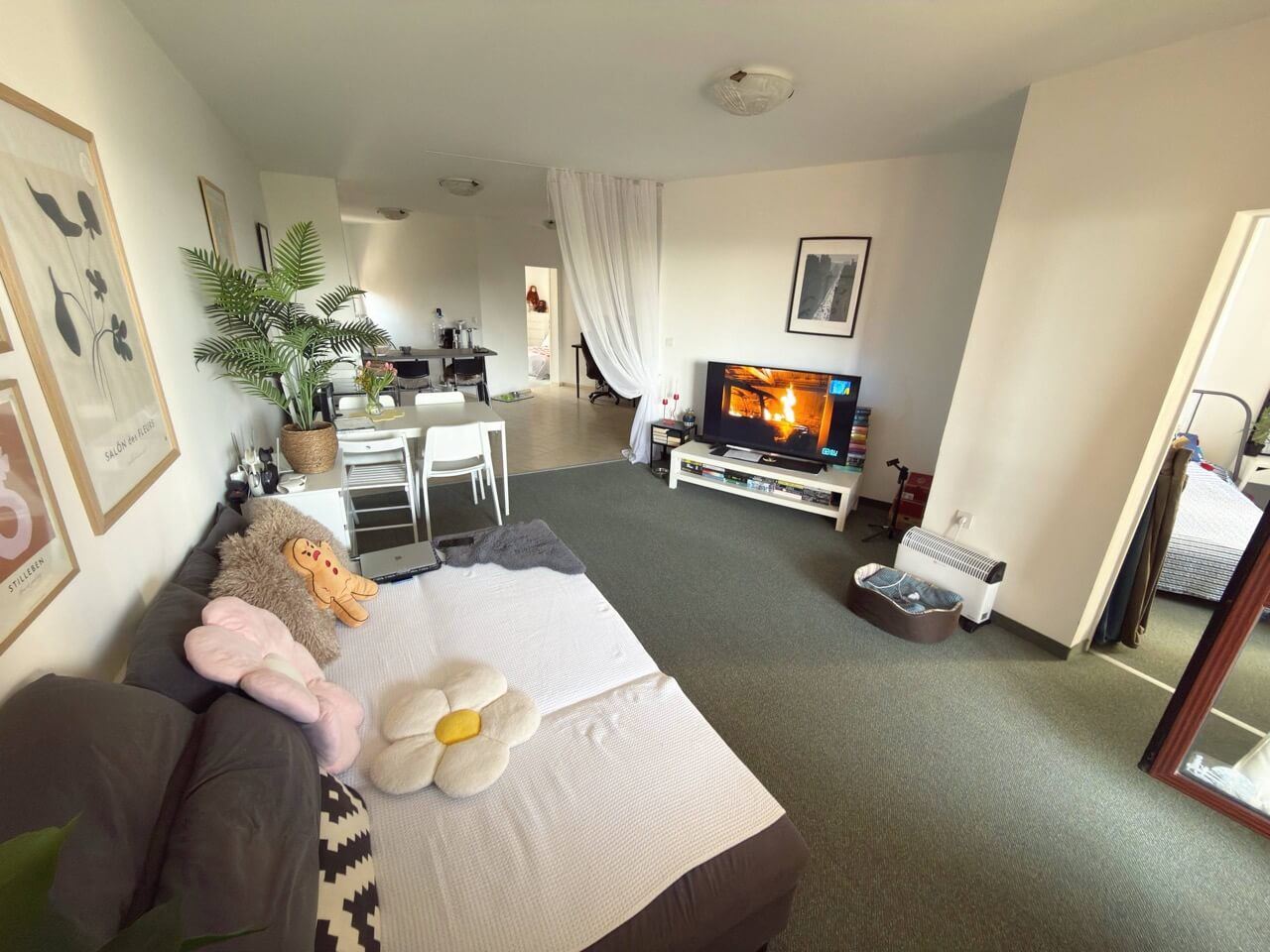 Prostorný třípokojový byt s přímým výhledem na moře v Aheloy – komfort, luxus a pohodlí pro celou rodinu