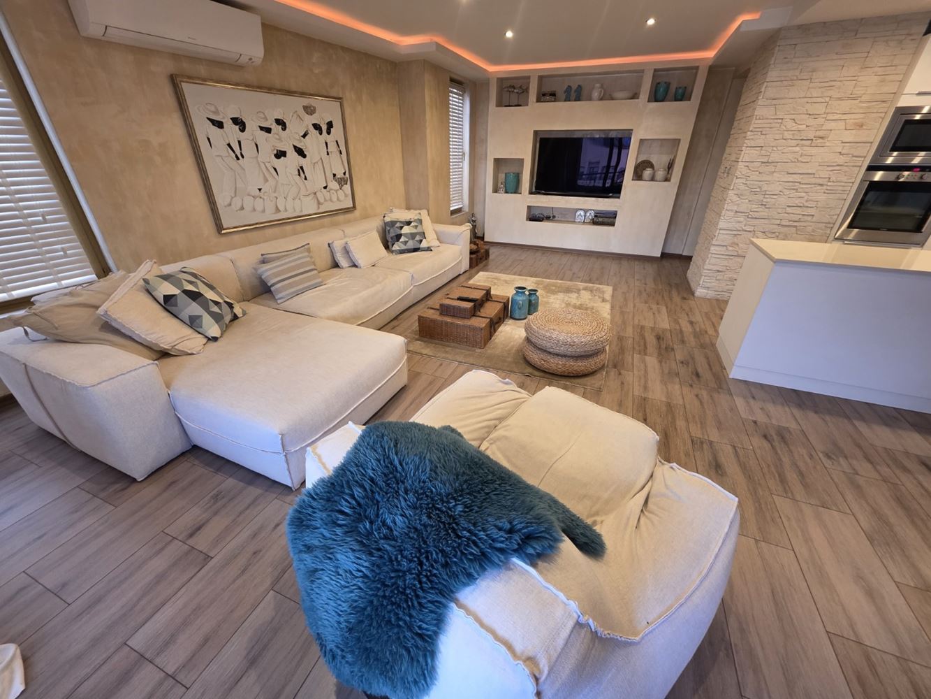 Nesebar: luxusní byt se dvěma ložnicemi a panoramatickým výhledem na moře – 183 m² prostoru, pohodlí a stylu