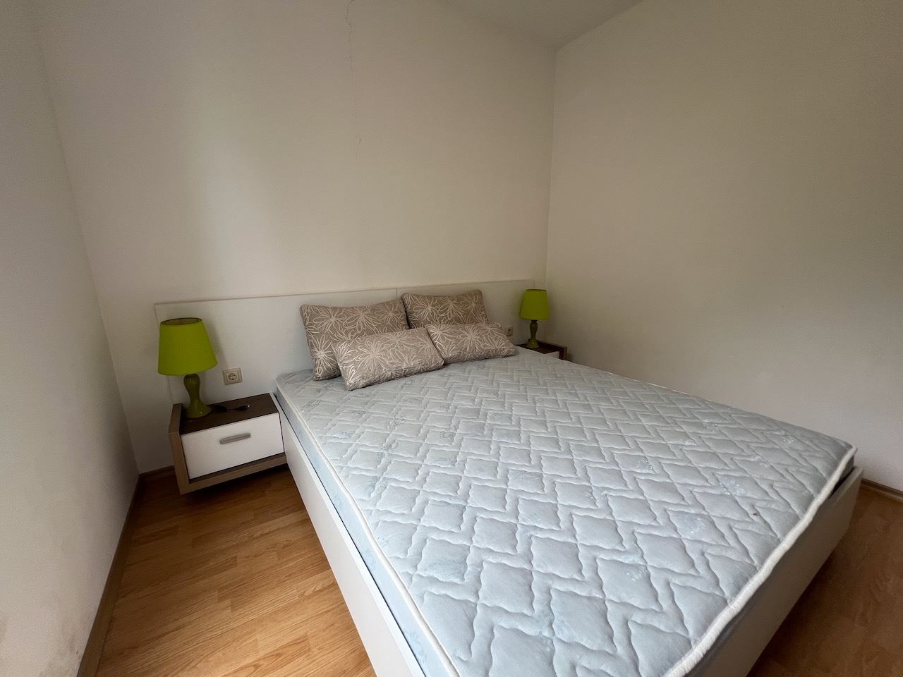 Apartmán s jednou ložnicí v Slunečném pobřeží – připravený k užívání a pronájmu