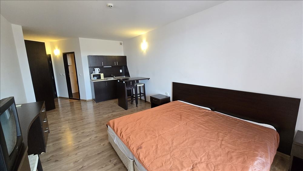 Elegantní studio v elitním komplexu v Sarafovu – jen pár kroků od pláže, luxus, SPA a bazén přímo před vámi