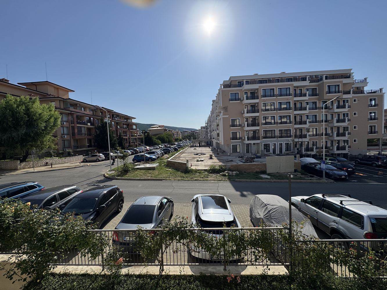 Apartmán s jednou ložnicí v moderním komplexu ve Sveti Vlas – útulná nemovitost připravená k nastěhování