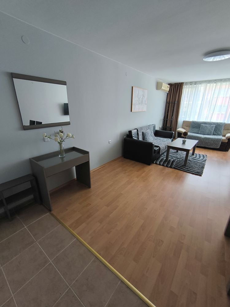 Luxusní apartmán s jednou ložnicí v první linii u moře ve Svetém Vlasu