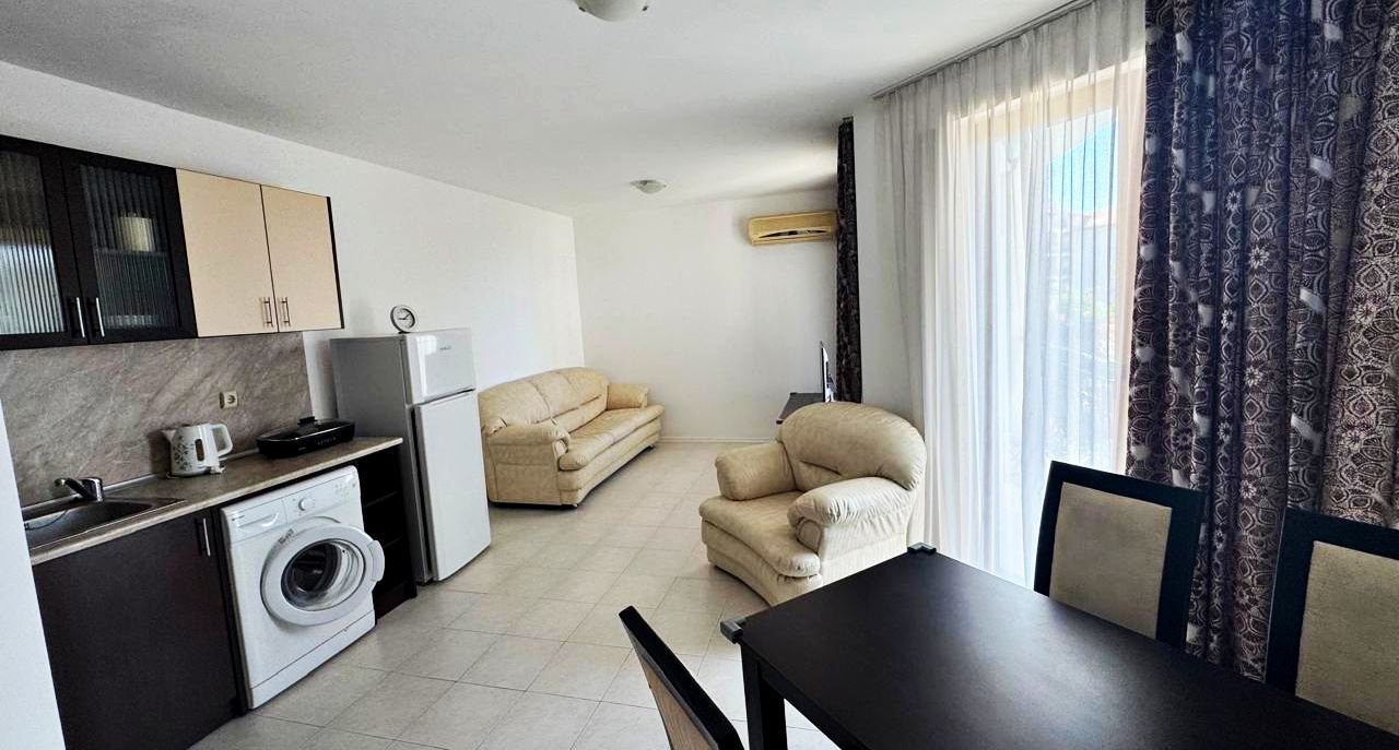 Útulný apartmán s jednou ložnicí v udržovaném komplexu – komfort, klid a vynikající podmínky pro odpočinek