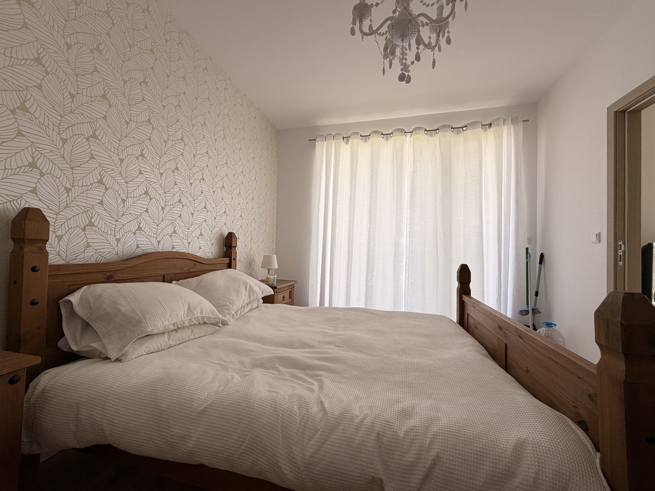 Byt se dvěma ložnicemi s panoramatickou terasou na okraji Sunny Beach – komfort, klid a styl