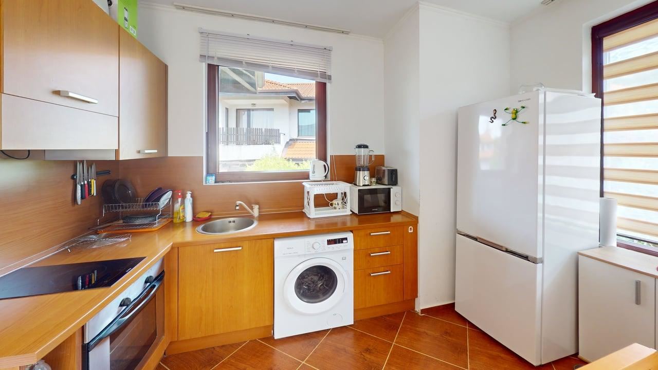 Apartmán s jednou ložnicí a panoramatickým výhledem na moře a hory v komplexu s bazény a wellness centrem SPA