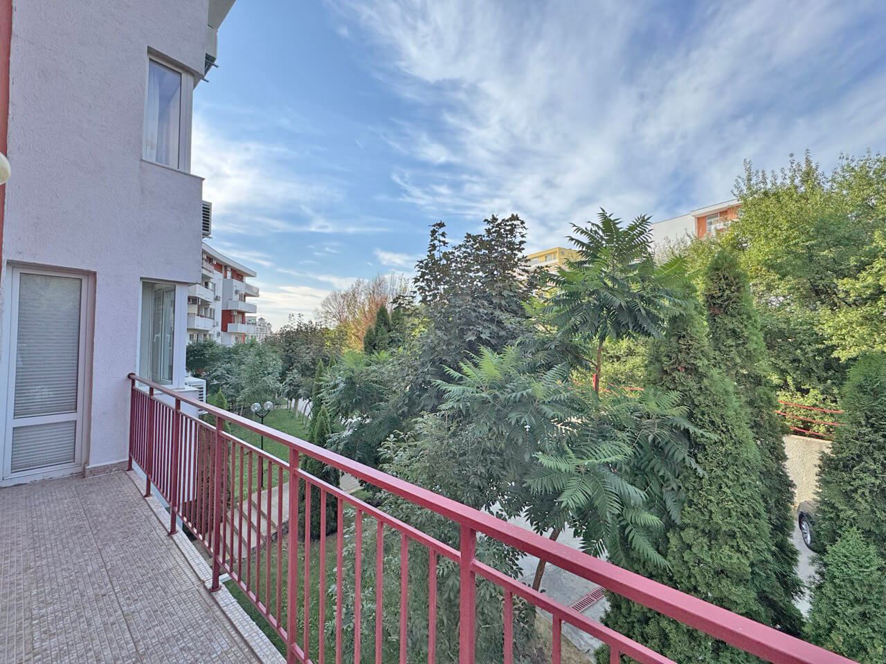 Připraveno k nastěhování! Dvoupokojový byt v atraktivním komplexu ve Sveti Vlasu  