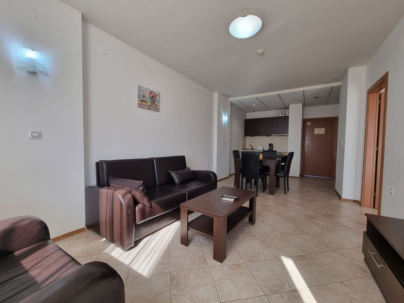 Prostorný apartmán s jednou ložnicí 200 metrů od pláže na Slunečném pobřeží